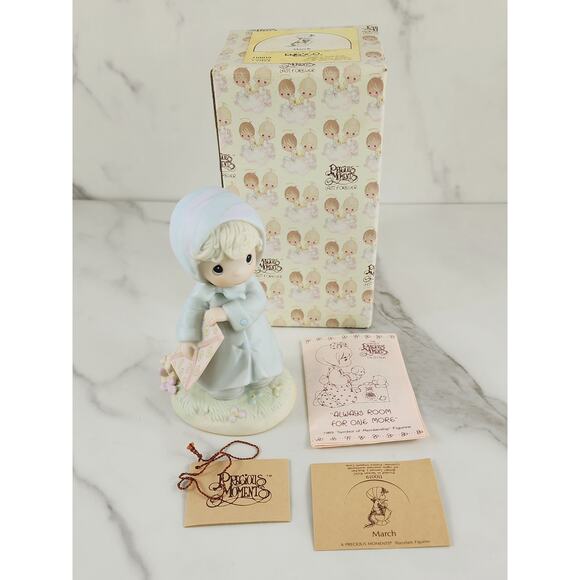 Enesco Precious Moments March Girl w/ Kite 5 1/2" Porcelain Figurine 1989 Taiwan - Picture 1 of 16